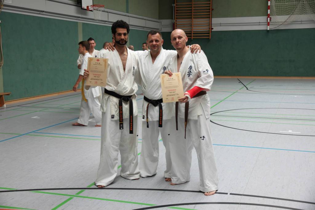 919615_655245057819030_1714822789_o