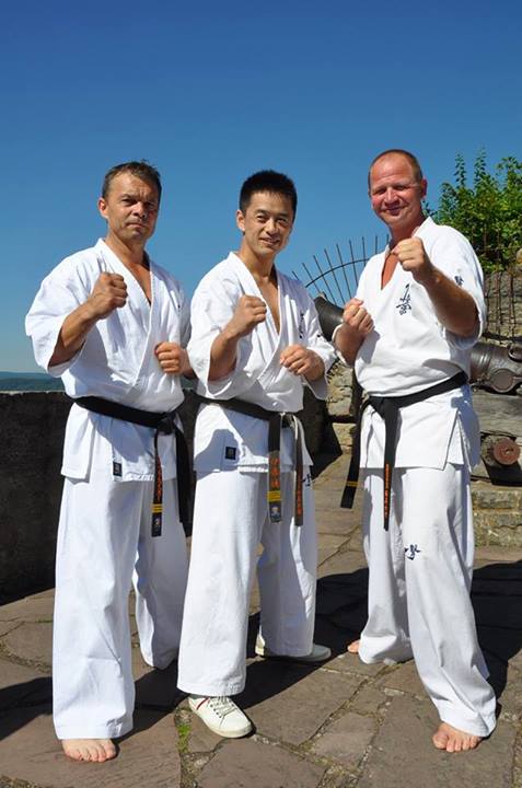 971917_494156454008827_1701816807_n